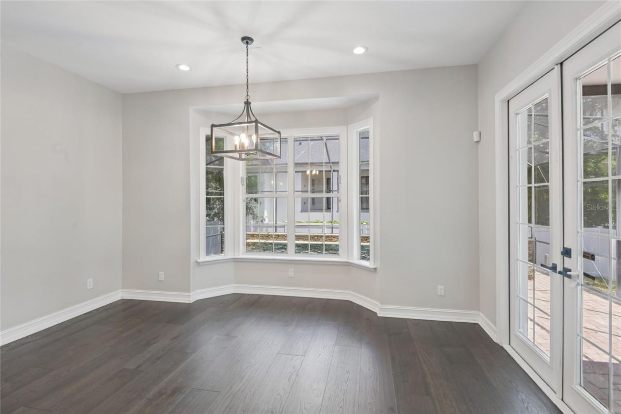 5105 W Neptune Way, Tampa, FL 33609 Photo