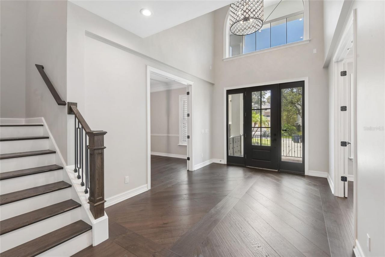 5105 W Neptune Way, Tampa, FL 33609 Photo