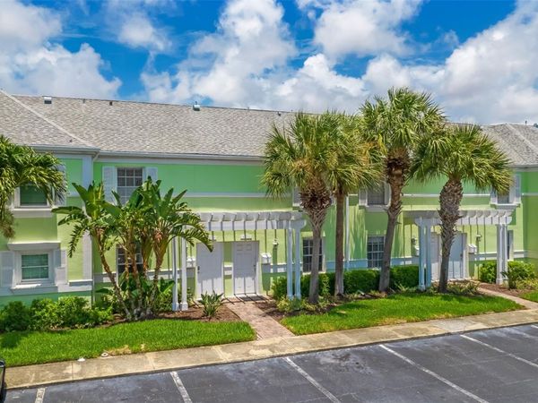 4779 COQUINA KEY DRIVE SE, ST PETERSBURG, FL 33705