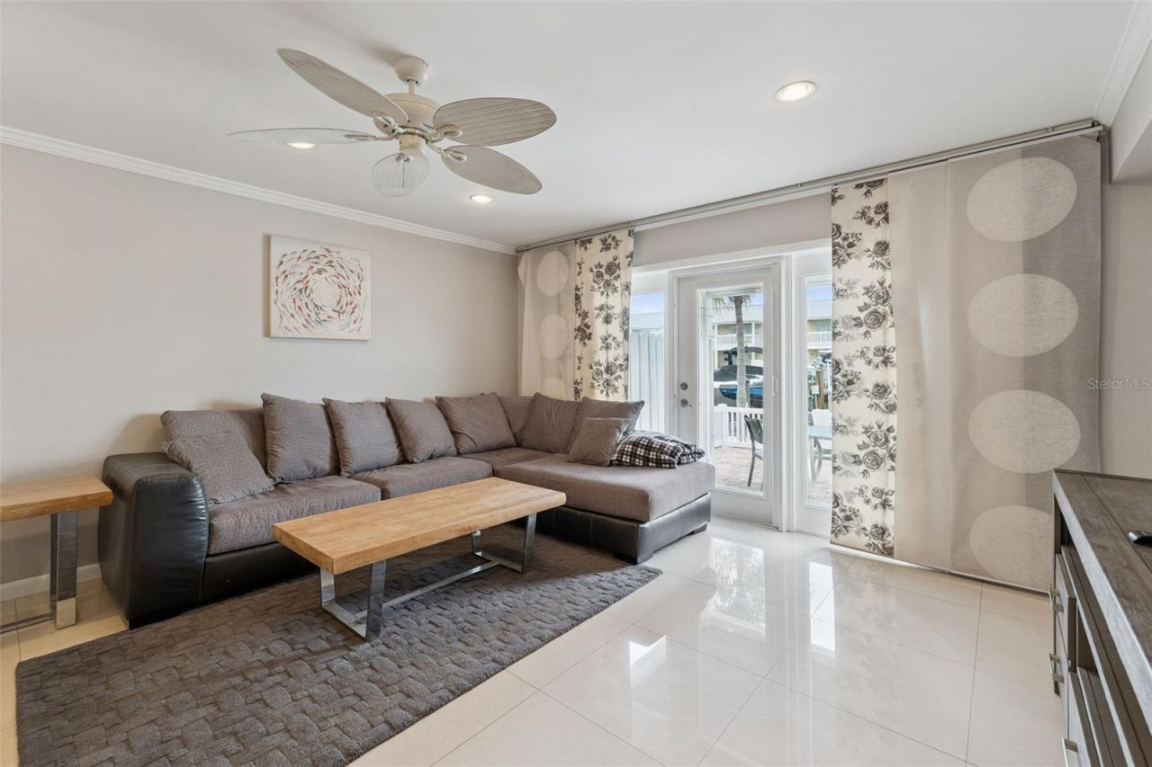 4779 Coquina Key Drive Se, Saint Petersburg, FL 33705 Photo
