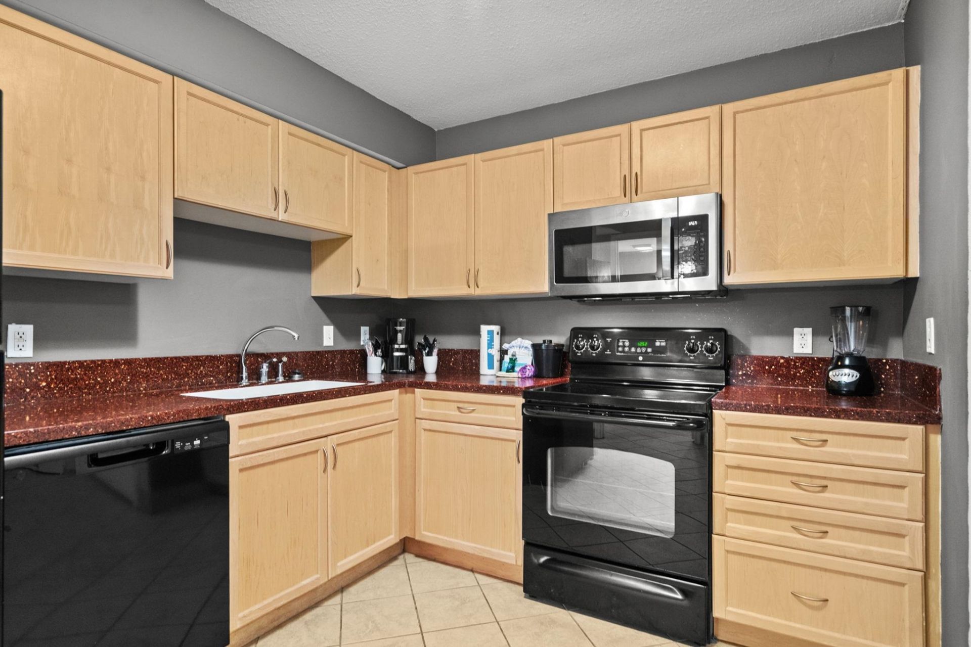 3500 N Ocean Blvd.  Photo 7