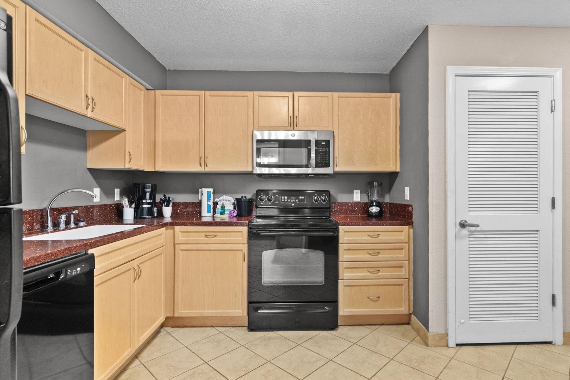 3500 N Ocean Blvd.  Photo 9