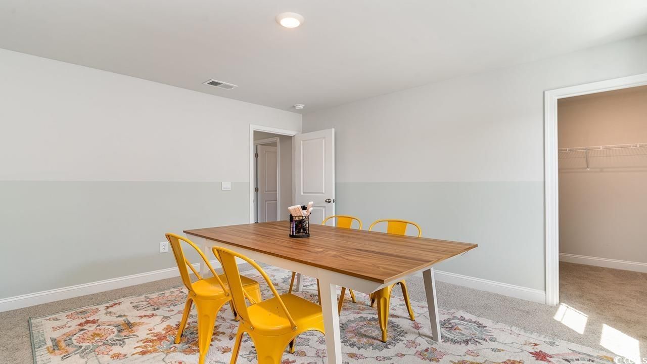 558 Slaty Dr. Photo 19