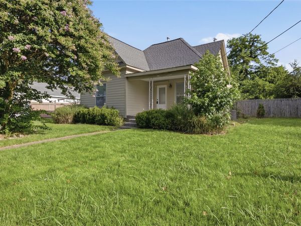 422 S Bristow Avenue S, Coweta, OK 74429