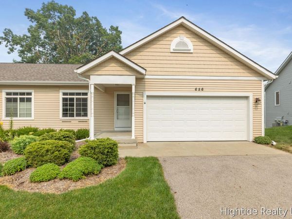 656 Wren Court, Middleville, MI 49333