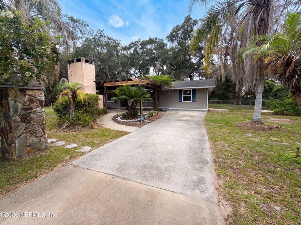 6854 HOLLY HILL Road, Melrose, FL 32666