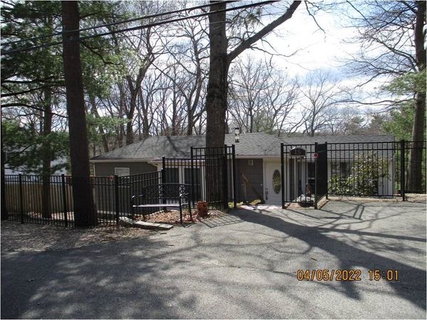 15 Hilldale Ave, Middleton, MA 01949