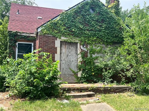 9201 Manistique Street, Detroit, MI 48224