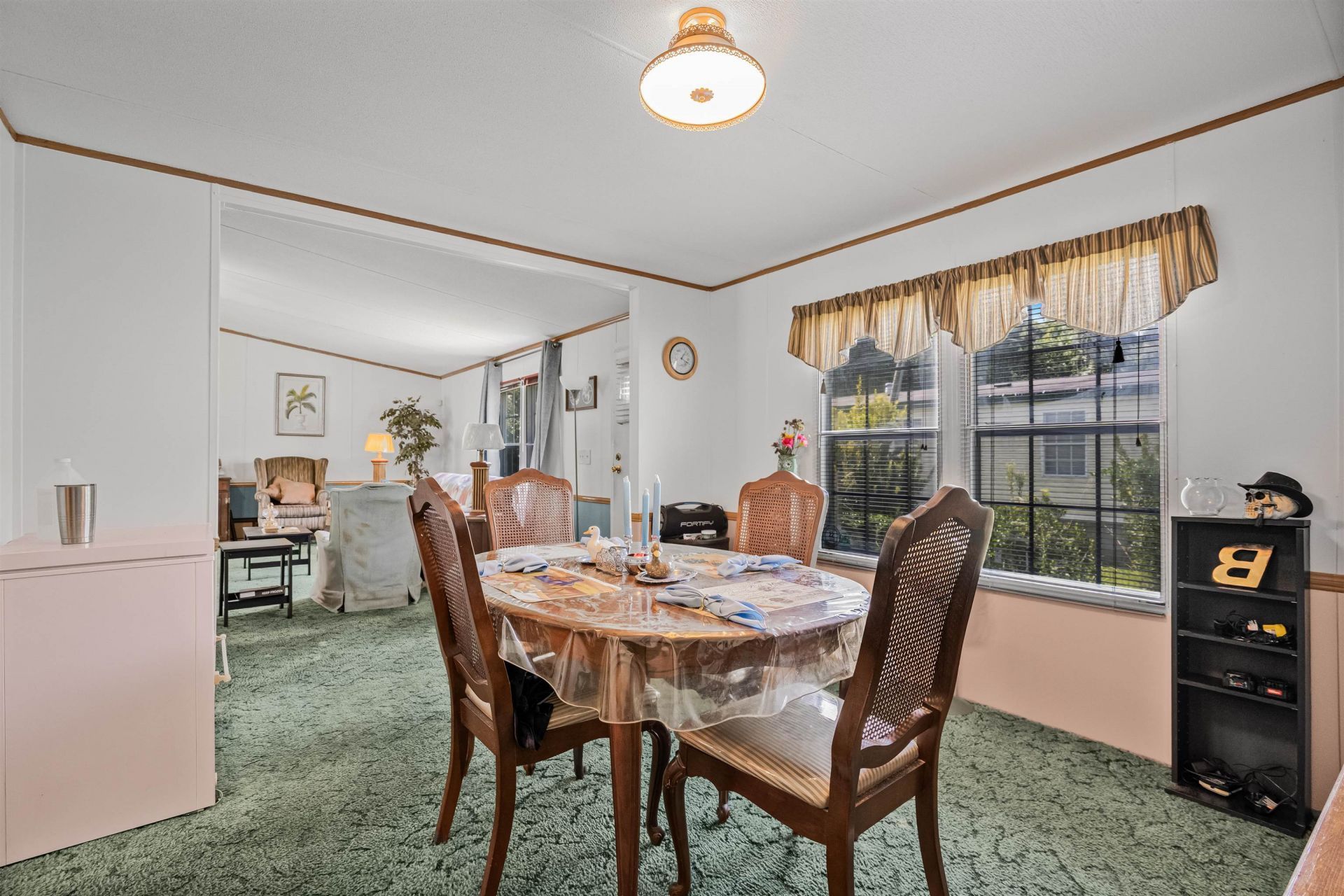 180 Missroon St. Photo 12