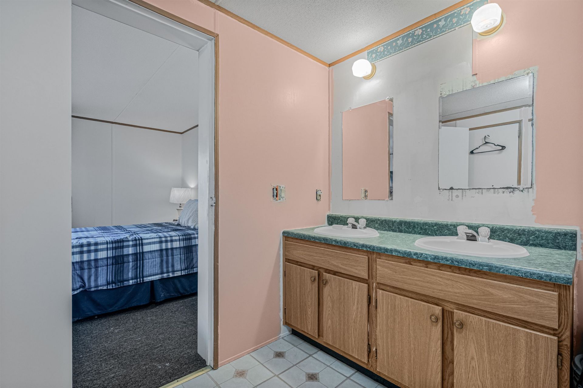 180 Missroon St. Photo 15