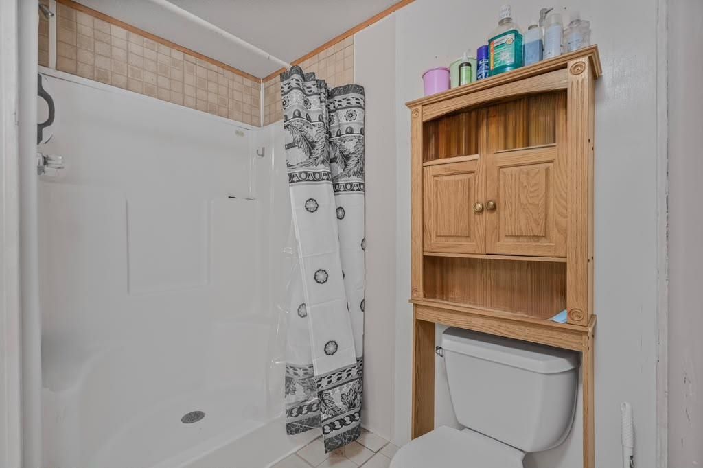 180 Missroon St. Photo 17
