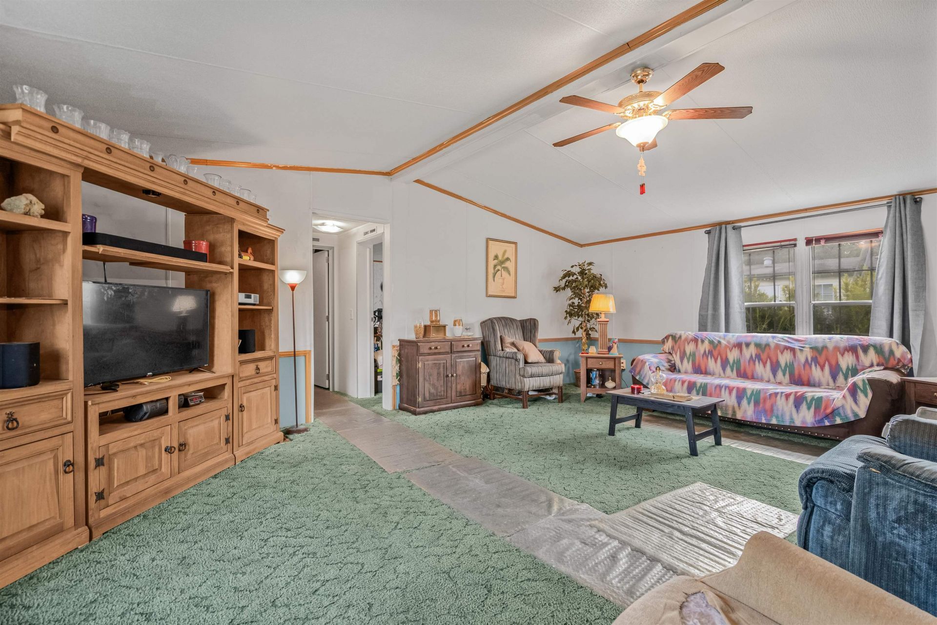 180 Missroon St. Photo 5