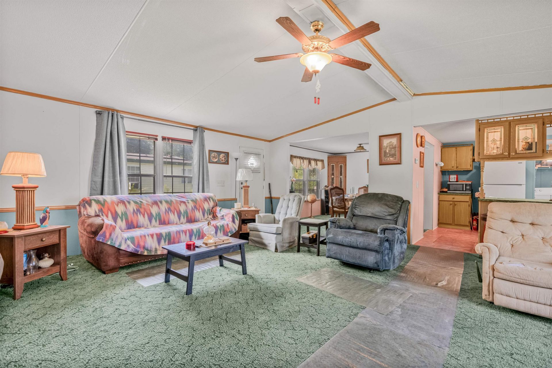 180 Missroon St. Photo 7