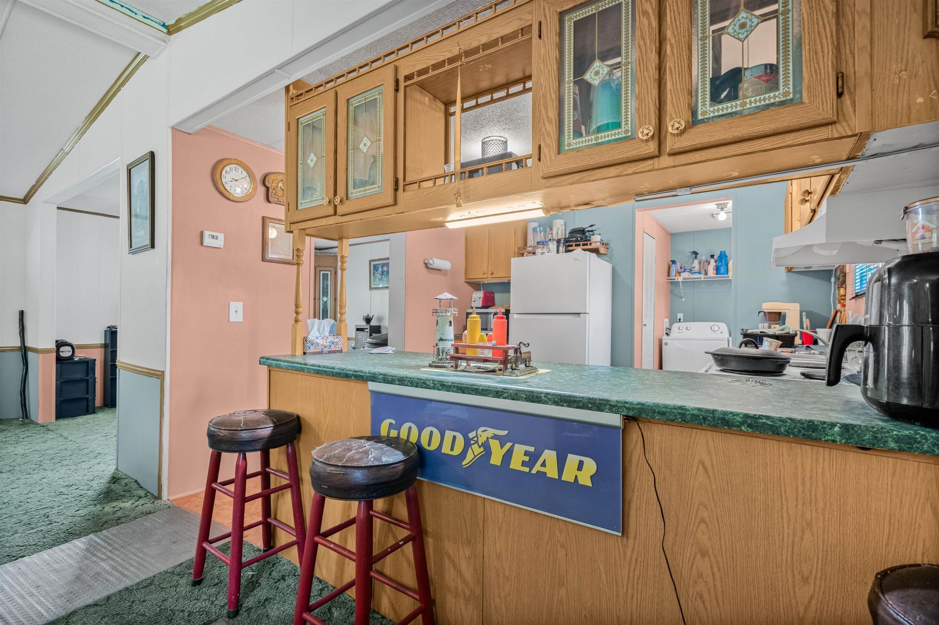 180 Missroon St. Photo 8
