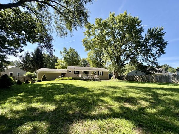 11141 Woodbushe Drive SE, Lowell, MI 49331