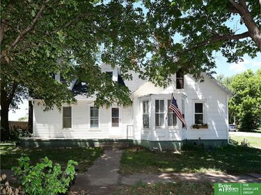 504 5 Street, Shelton, NE 68876