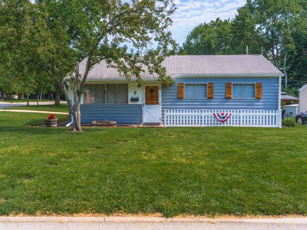 2 Norwood Drive , Normal, IL 61761