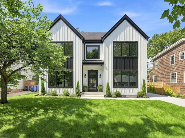 944 Rosemary Terrace, Deerfield, IL 60015