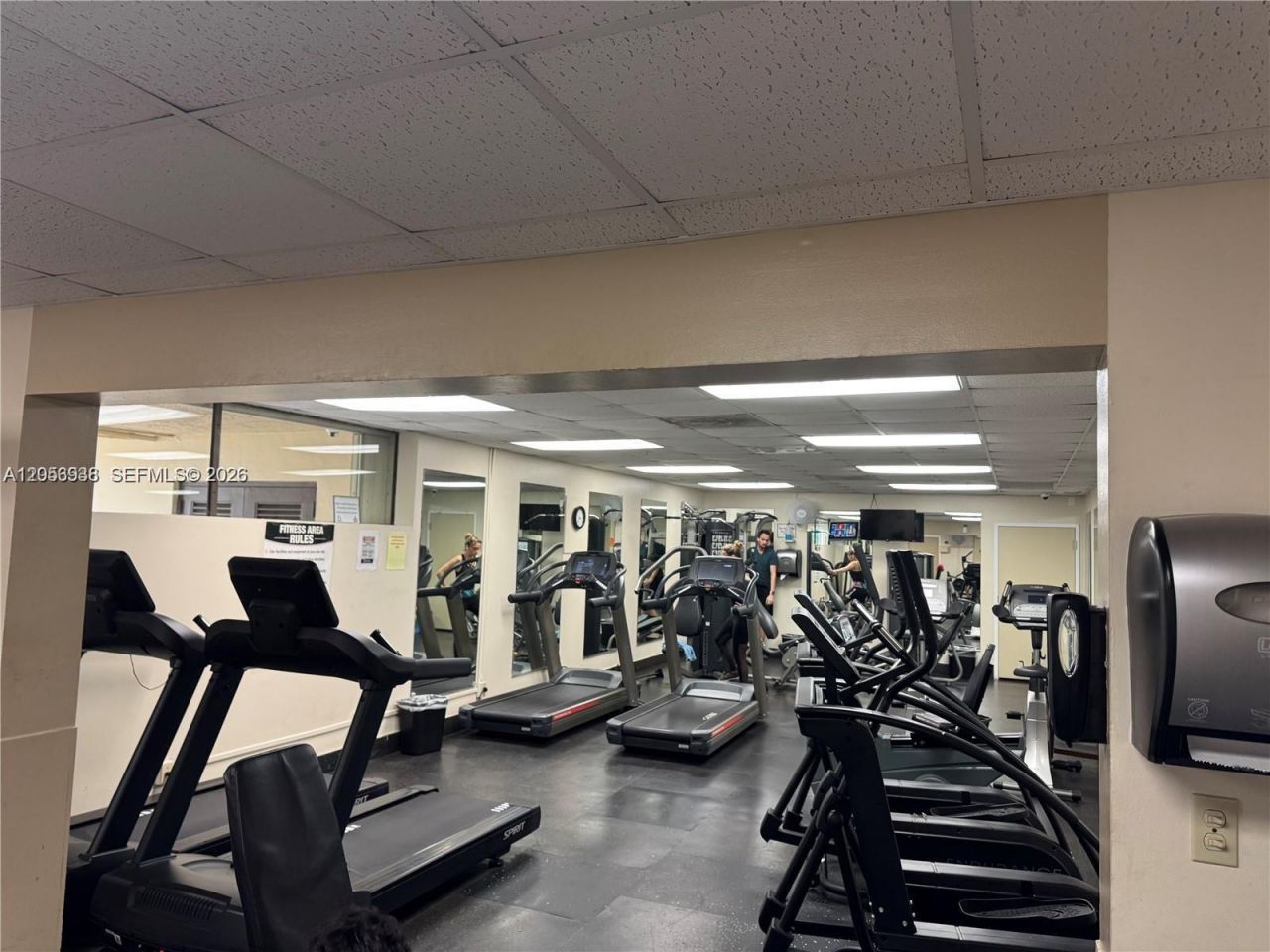 9450 Poinciana Pl , Unit 405, Davie, FL 33324 Photo
