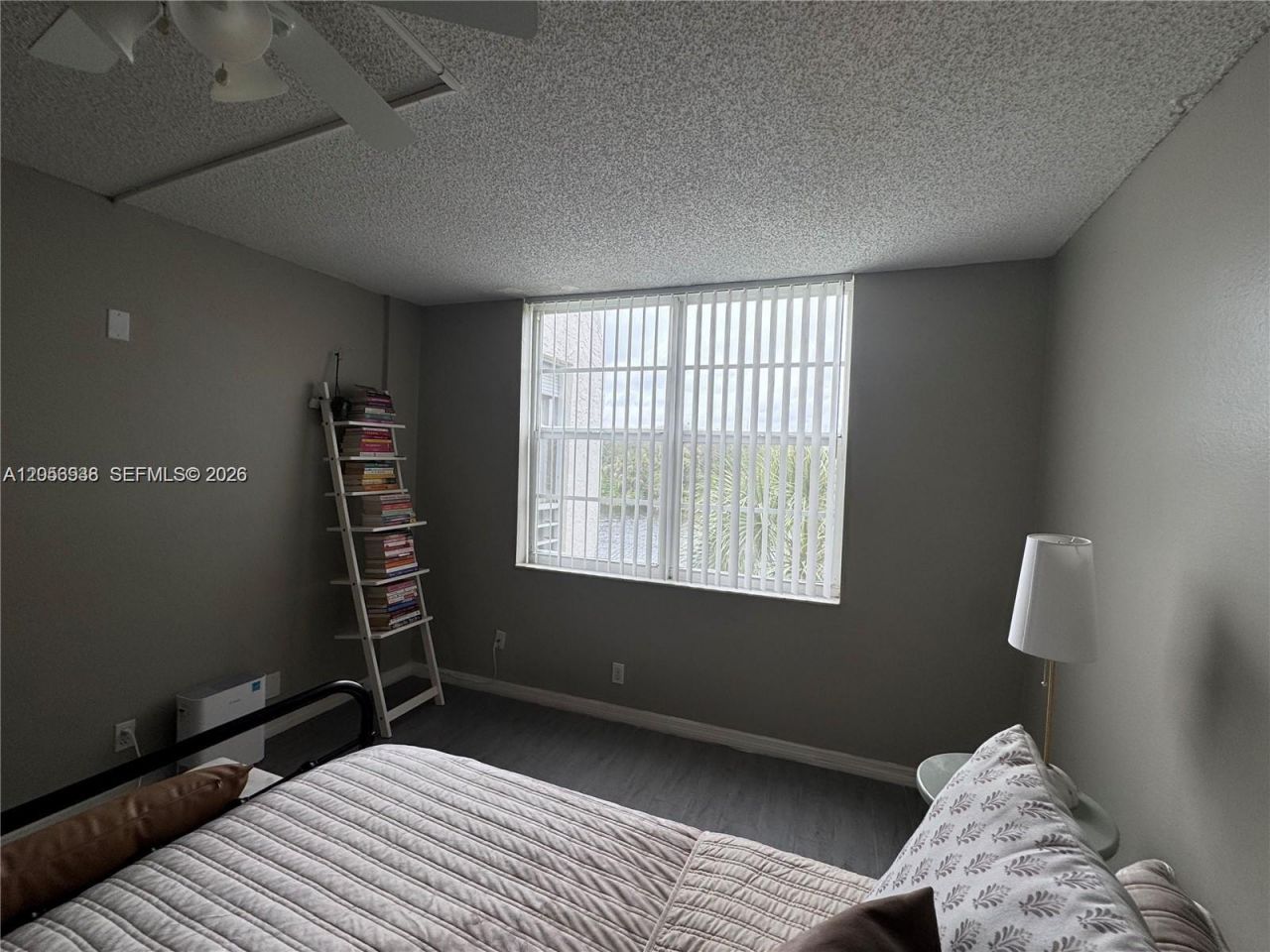 9450 Poinciana Pl , Unit 405, Davie, FL 33324 Photo