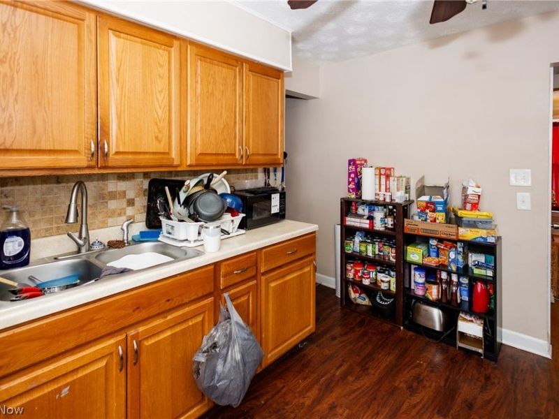 355 E 257th Street , Euclid, OH 44132 Photo 11
