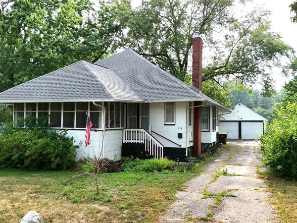 118 Commercial Street, Chesaning Village, Mi 48616
