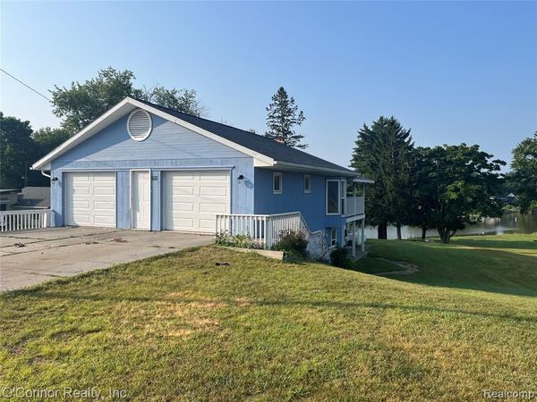 2929 N River Road, Fort Gratiot Twp, MI 48059