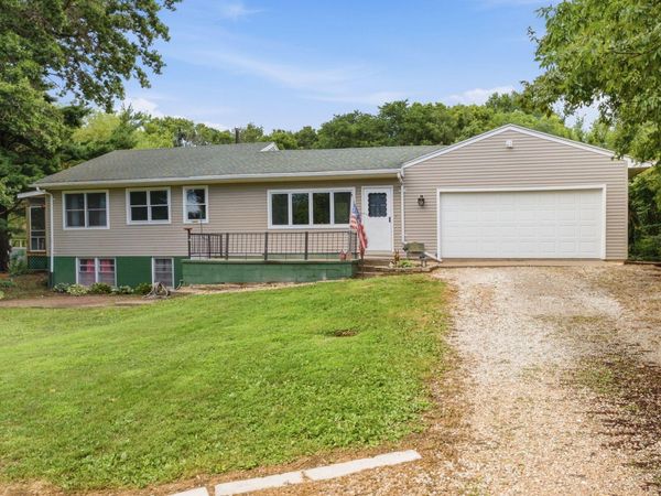 1952 WARD, Muscatine, IA 52761