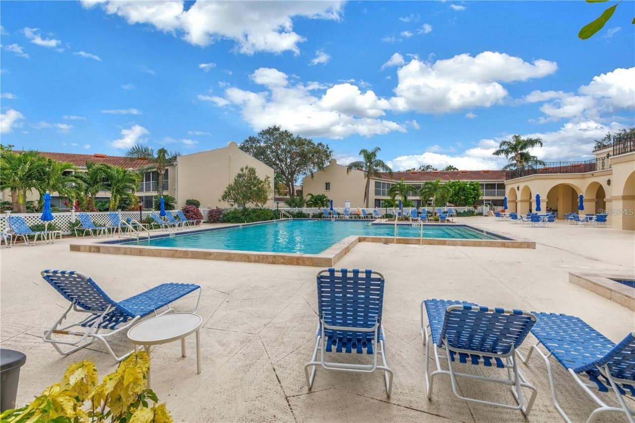 6101 34th Street W, Unit 3F, Bradenton, FL 34210 Photo