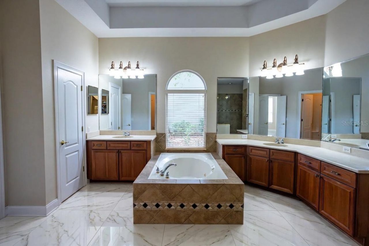 25609 Hawks Run Lane, Sorrento, FL 32776 Photo