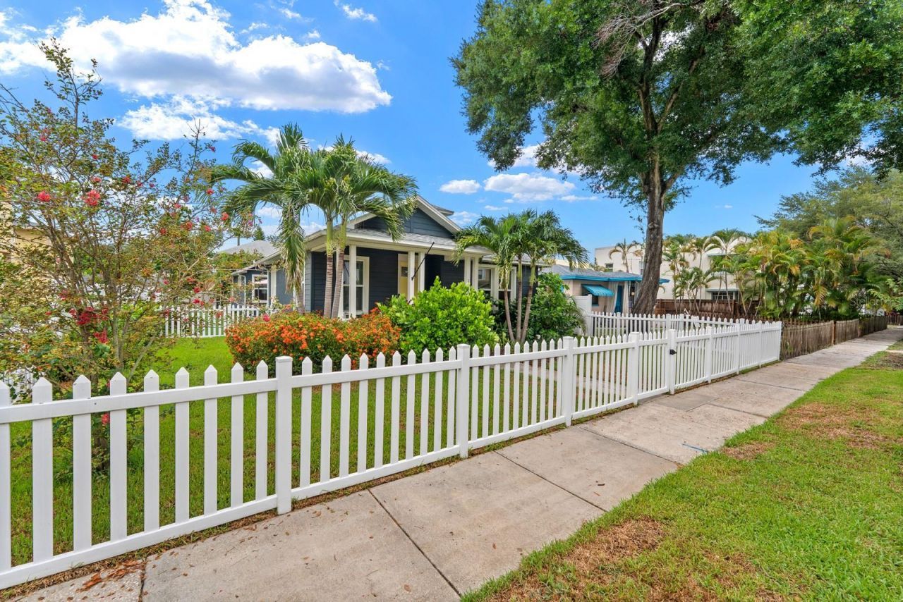 1028 5th Street N, Saint Petersburg, FL 33701 Photo