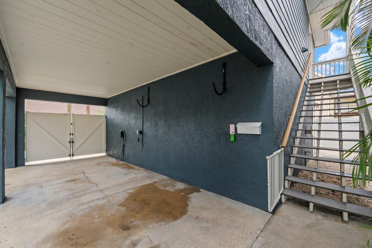 1028 5th Street N, Saint Petersburg, FL 33701 Photo