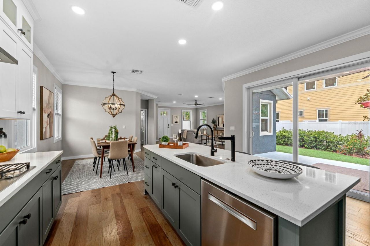 1028 5th Street N, Saint Petersburg, FL 33701 Photo
