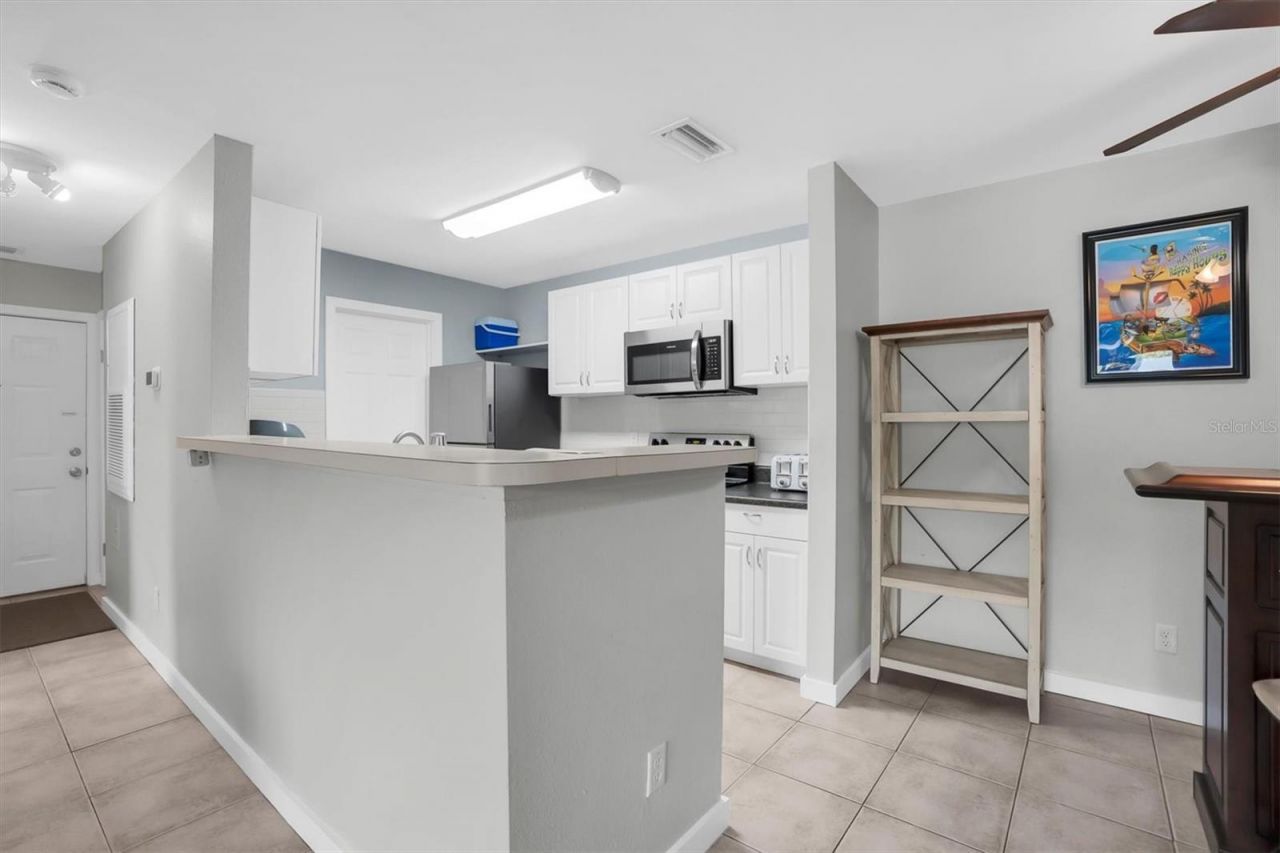1400 Gandy Boulevard N, Unit 1306, Saint Petersburg, FL 33702 Photo