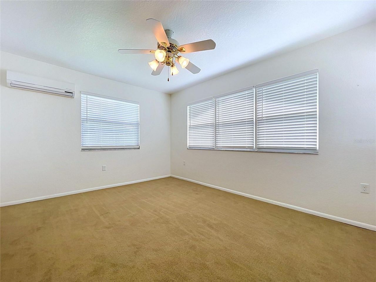 12132 Shadow Ridge Boulevard, Hudson, FL 34669 Photo