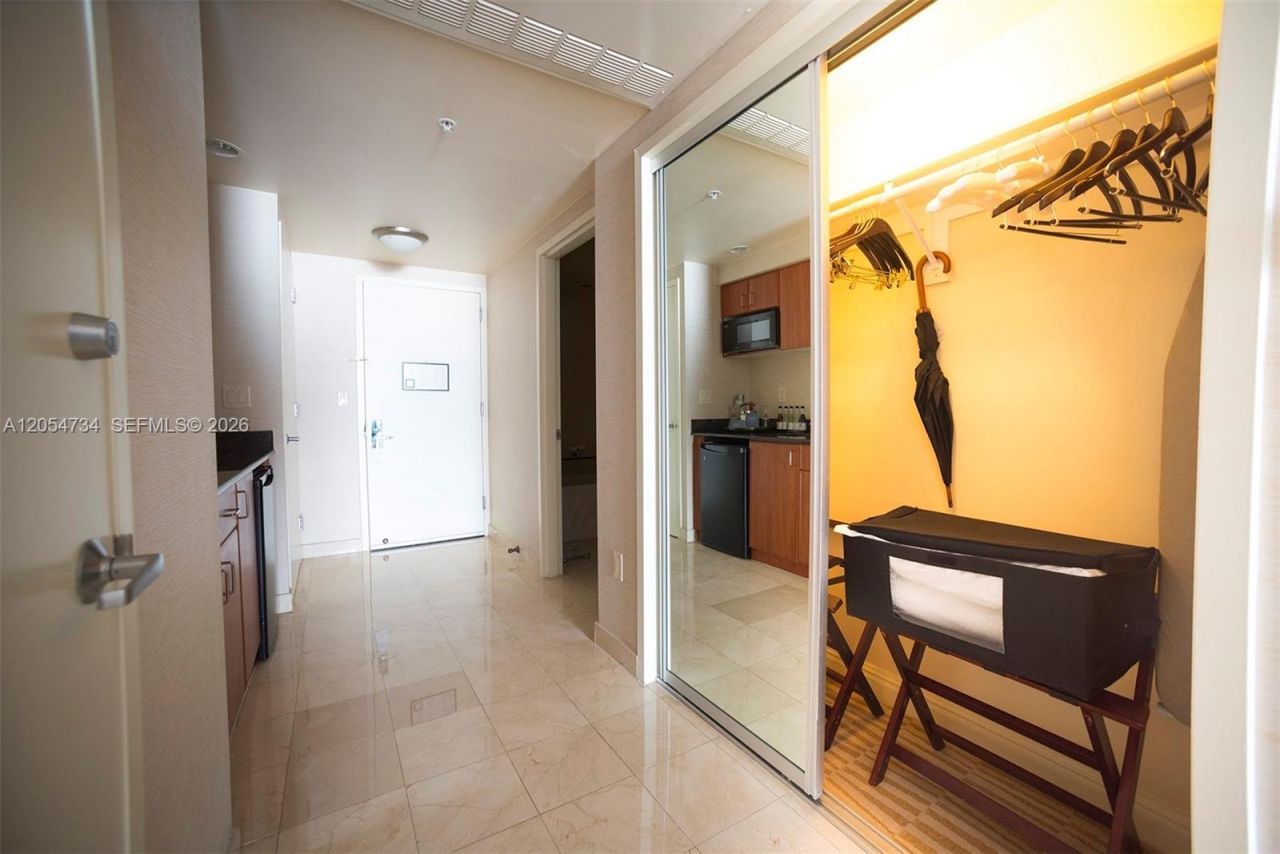 18001 Collins Ave , Unit 2711, Sunny Isles Beach, FL 33160 Photo