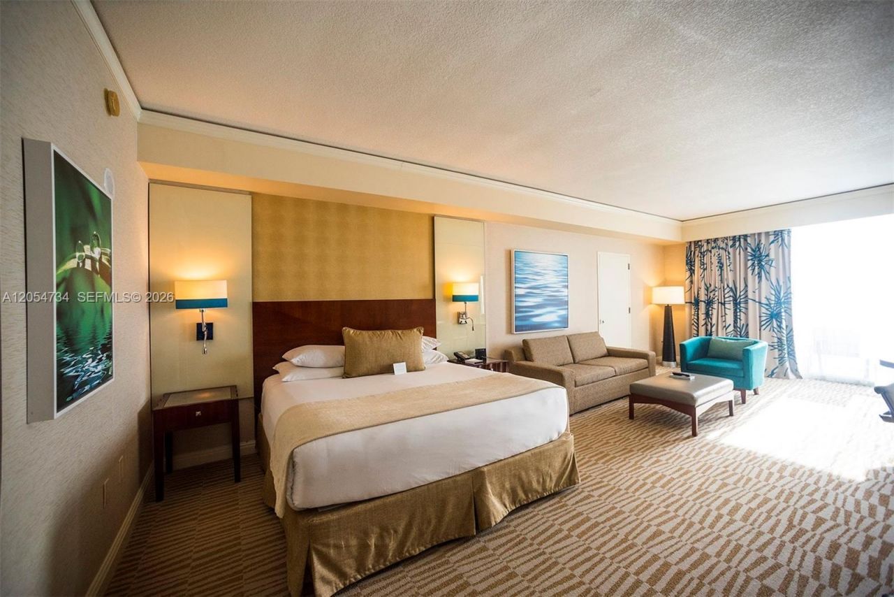 18001 Collins Ave , Unit 2711, Sunny Isles Beach, FL 33160 Photo