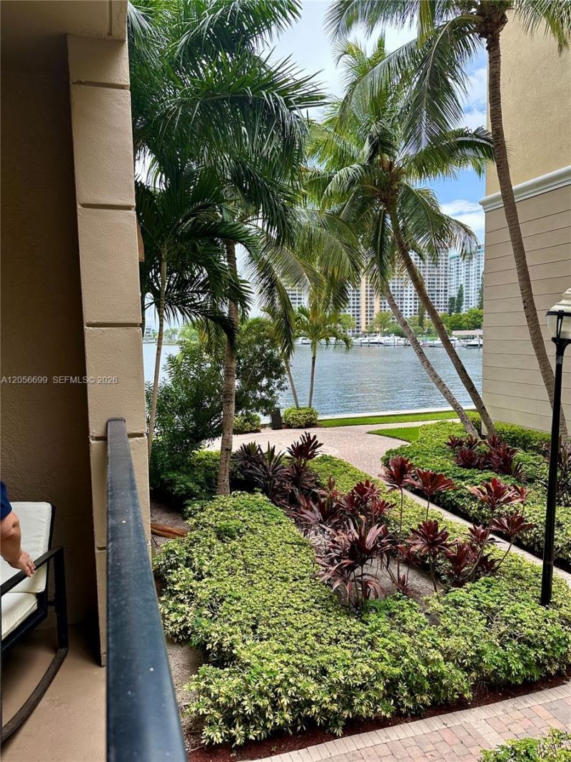 17100 N Bay Rd , Unit 1209, Sunny Isles Beach, FL 33160 Photo