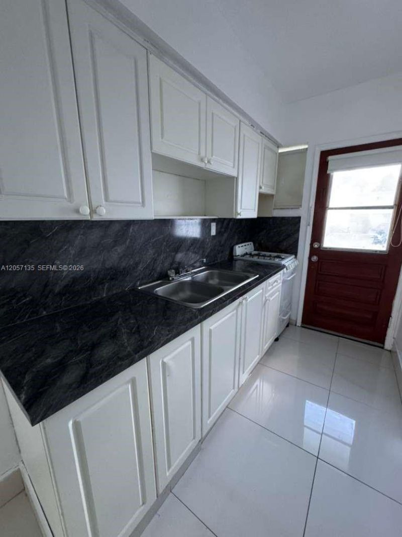 Please Call For Address, Unit 47, Miami Beach, FL 33141 Photo