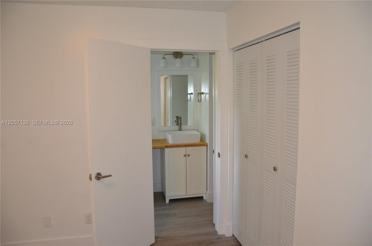 351 SW 121st Ave , Pembroke Pines, FL 33025 Photo