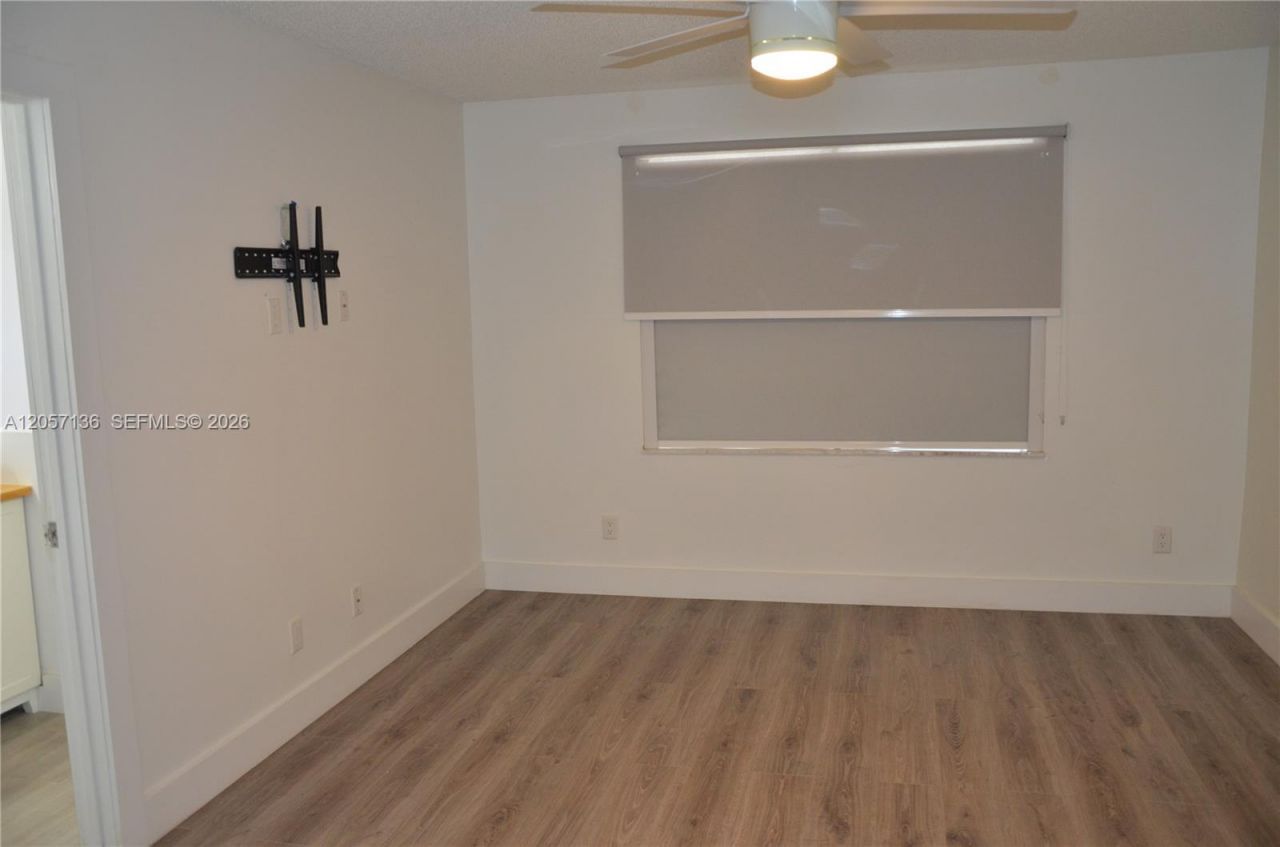 351 SW 121st Ave , Pembroke Pines, FL 33025 Photo
