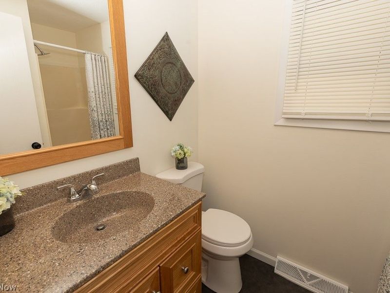 5216 Sassafras Drive , Parma, OH 44129 Photo 23