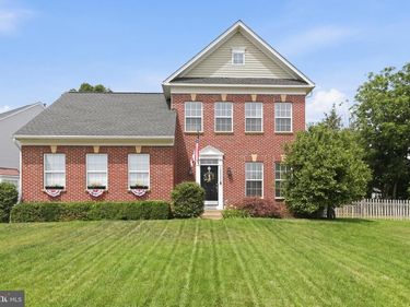 10000 DARNAWAY COURT, BRISTOW, VA 20136