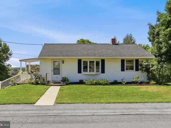 12 S CONESTOGA VIEW DRIVE, AKRON, PA 17501