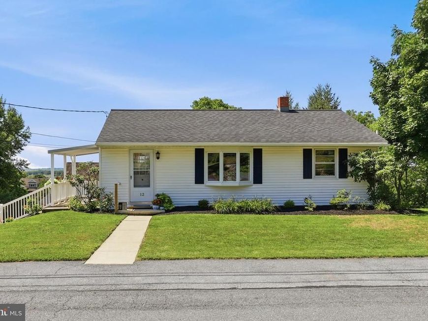 12 S Conestoga View Drive, Akron, PA 17501 Main Photo