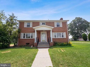 494 WALTON STREET , STRASBURG, VA 22657