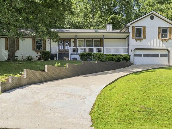 9302 Rockshire Lane, Chattanooga, TN 37421