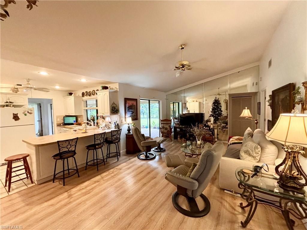 810 El Dorado Pkwy W, Cape Coral, FL 33914 Photo