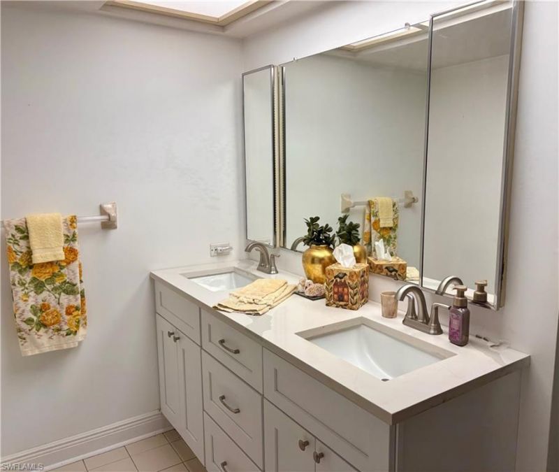 810 El Dorado Pkwy W, Cape Coral, FL 33914 Photo