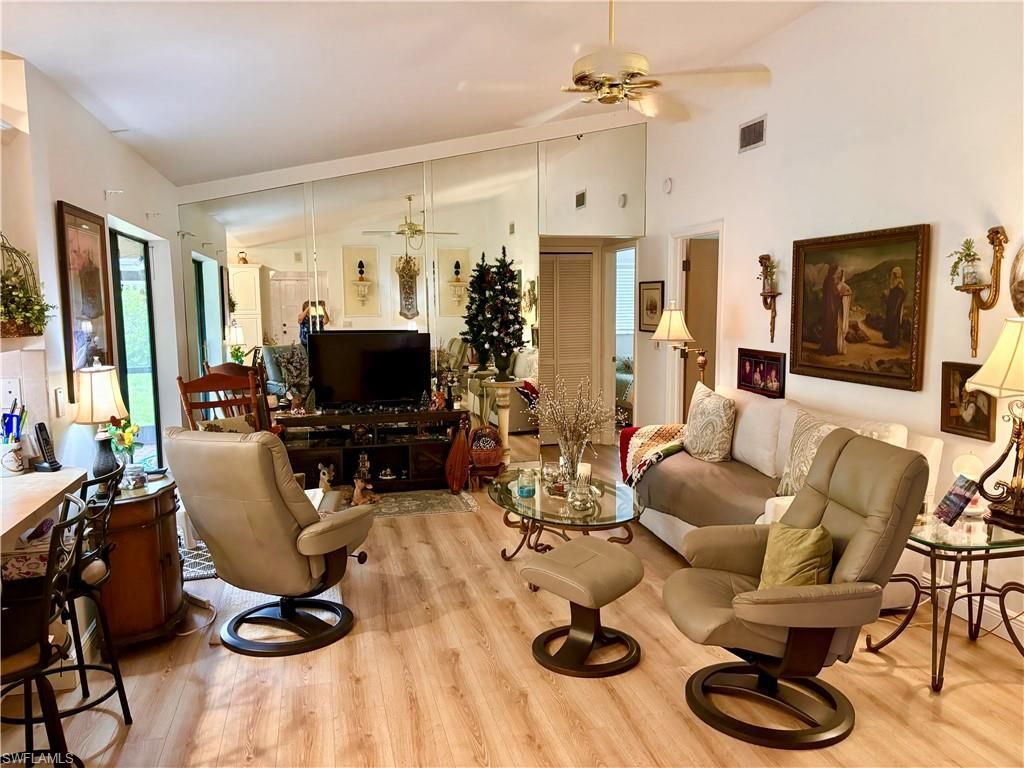 810 El Dorado Pkwy W, Cape Coral, FL 33914 Photo